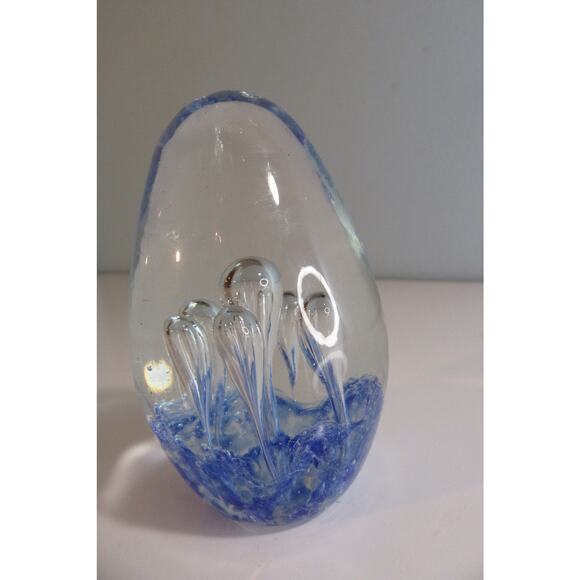 Glass Paper Weight Egg Shape Bubbles Rising From Blue - Picture 2 of 5